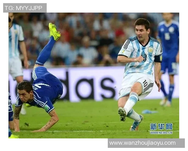 足球明星魅力四射超帅照片大集合让你领略球场风采与时尚魅力